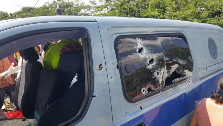 Atacan vehículo del Inpec que movilizaba a un preso 1