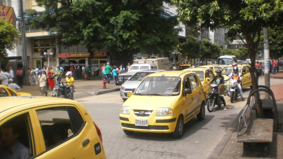 Atención taxistas: contunúa abierta convocatoria para capacitación en seguridad vial 1