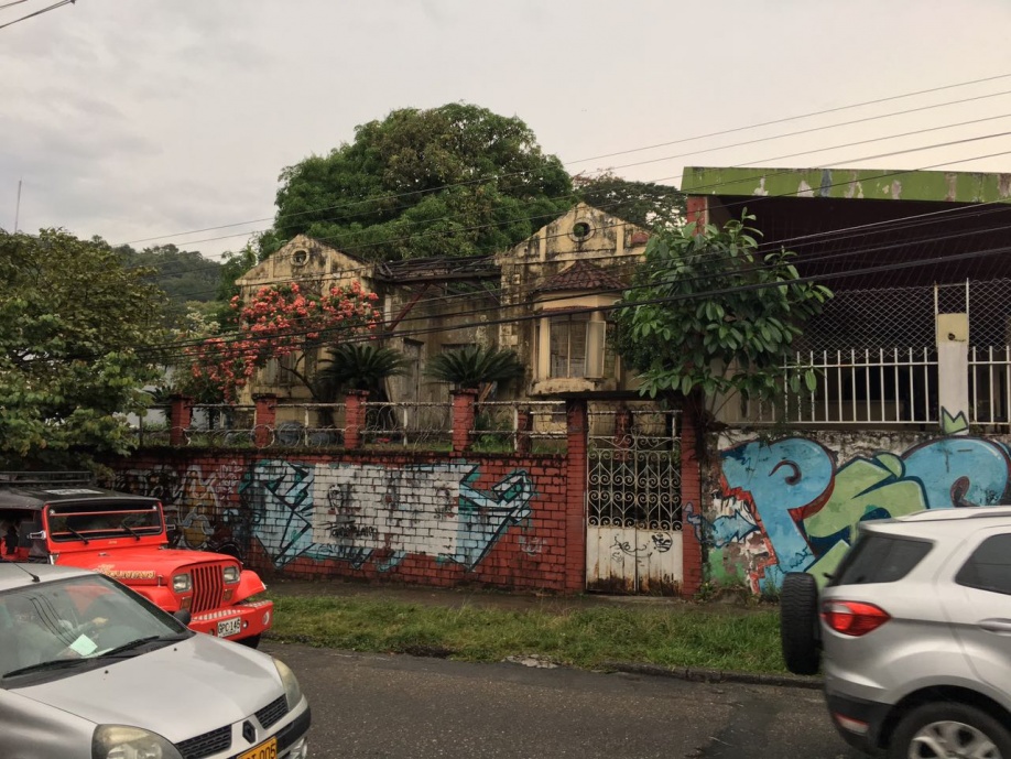Otra casa histórica de Villavicencio en peligro 1