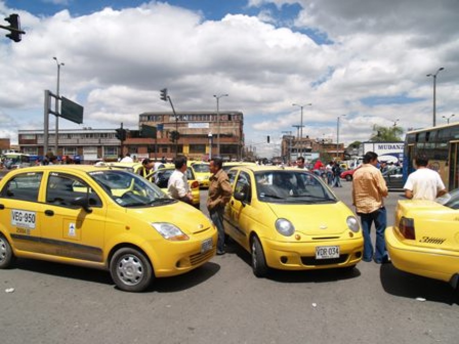 Formarán a taxistas de Villavicencio en inglés 1