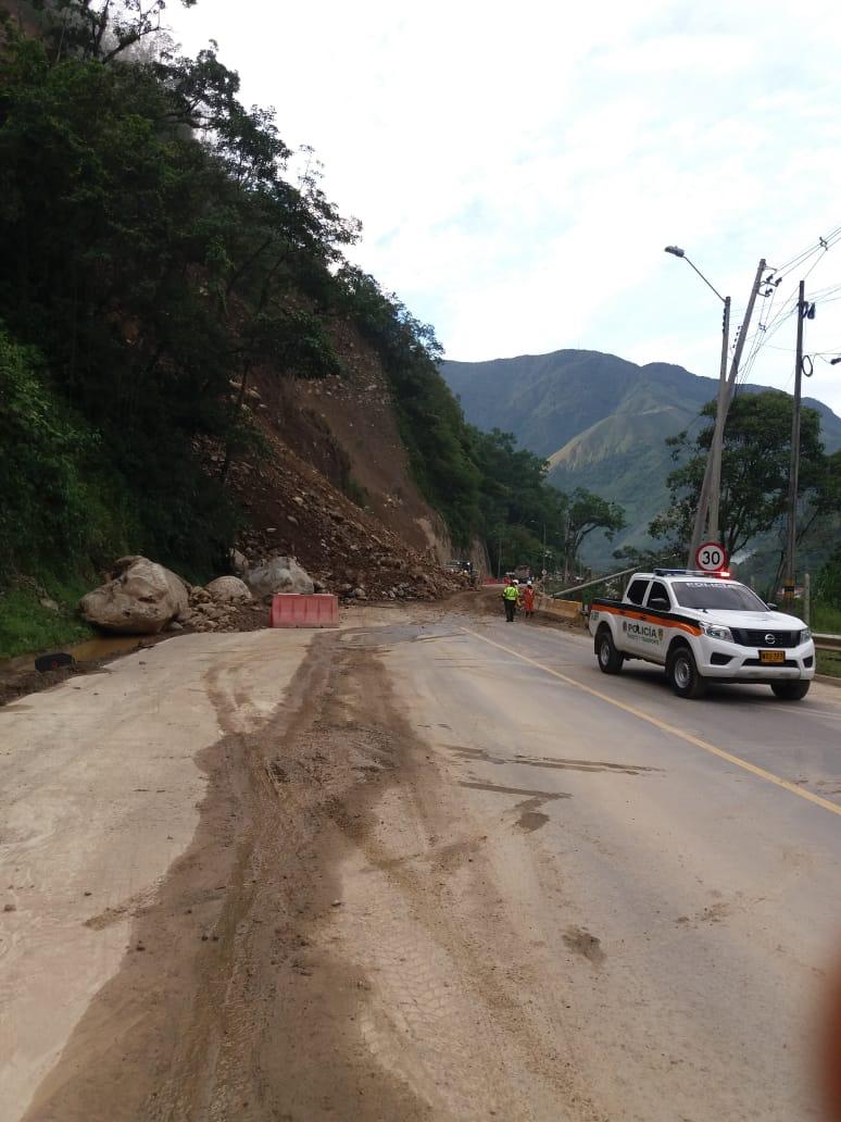 Por deslizamiento, la carretera Bogotá-Villavicencio amaneció cerrada 1