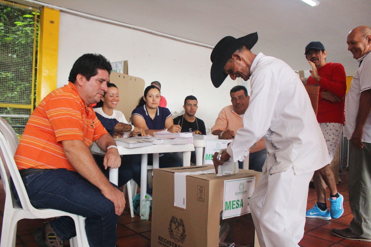En imágenes: Así fue la jornada electoral en Villavicencio 1