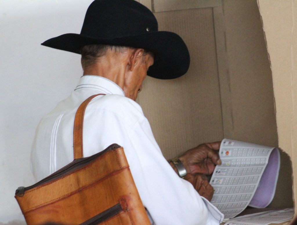 En imágenes: Así fue la jornada electoral en Villavicencio 17