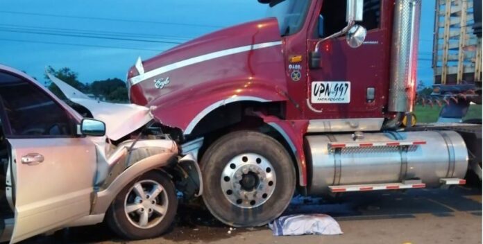 accidente via a Puerto López 1