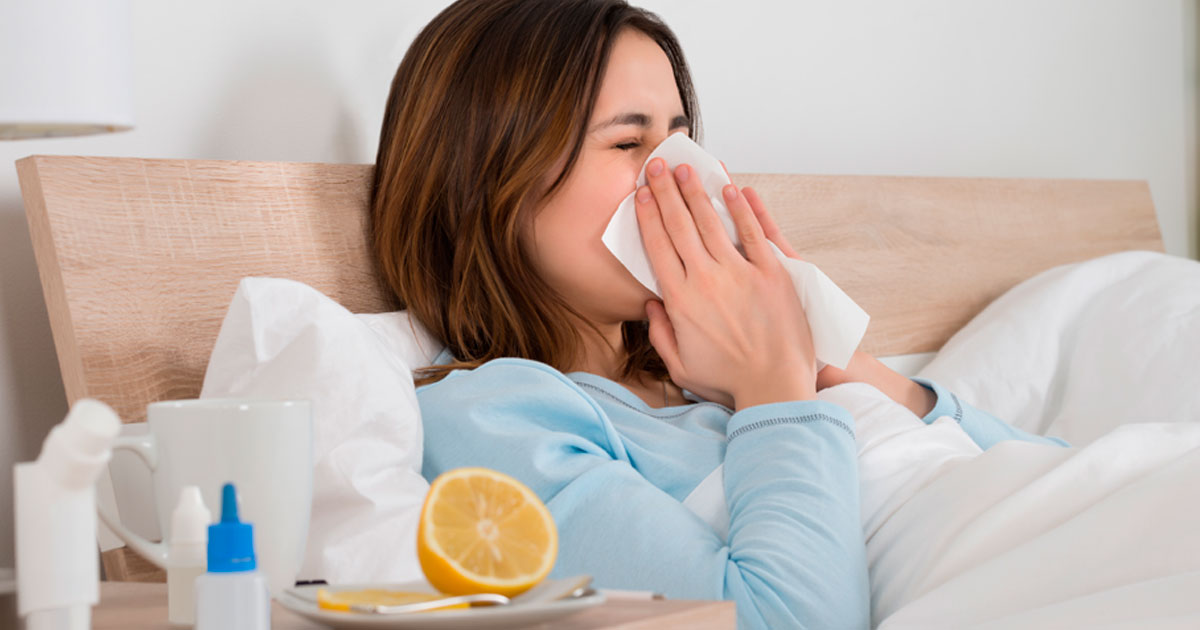 ¿Cómo diferenciar síntomas de influenza y resfriado común con los del covid-19? 1