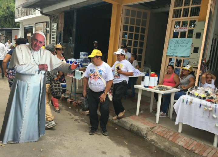 ¿Qué tanto cambió a Villavicencio la visita del papa Francisco? 6
