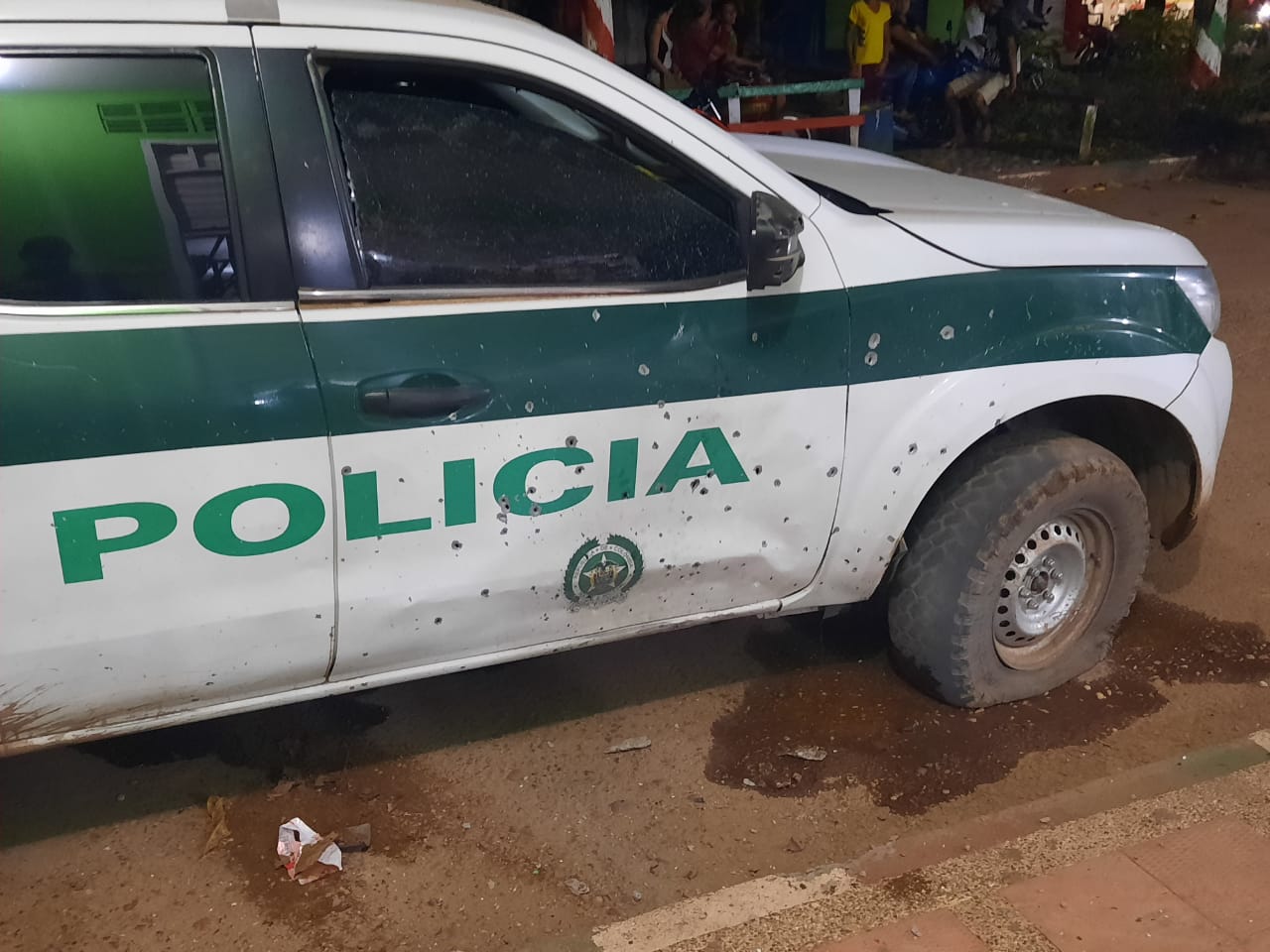 Cuatro personas heridas en atentado contra la Policía en La Macarena 1