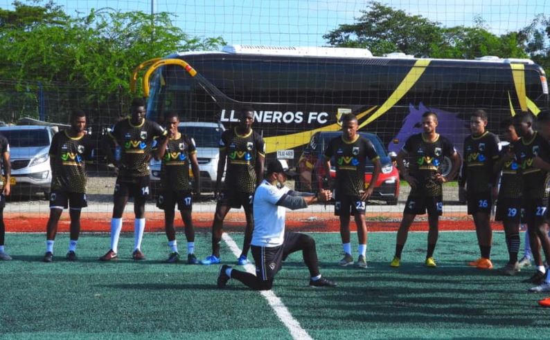Llaneros Fútbol Club va palo arriba| Opinión 1