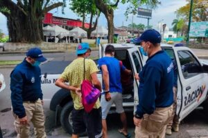 Deportan dos migrantes por alteración al orden público en Villavicencio 2
