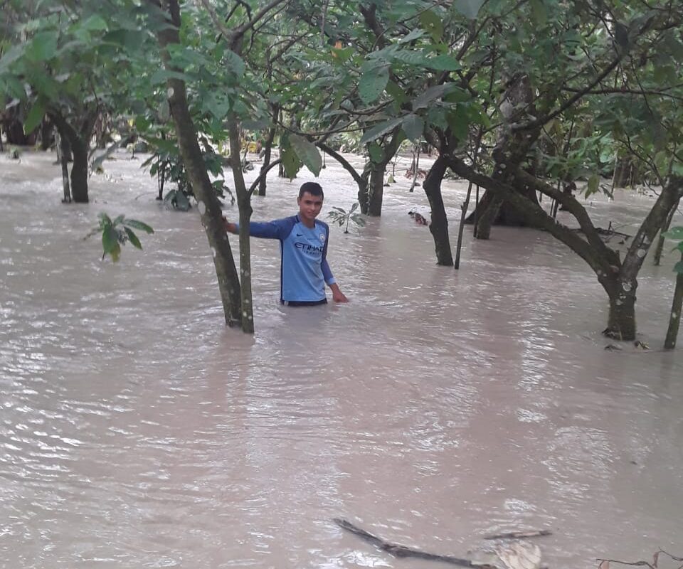El Dorado pide socorro ante inundaciones y despojos 1