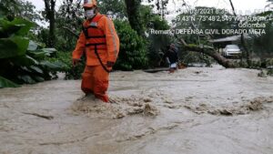 El Dorado pide socorro ante inundaciones y despojos 5