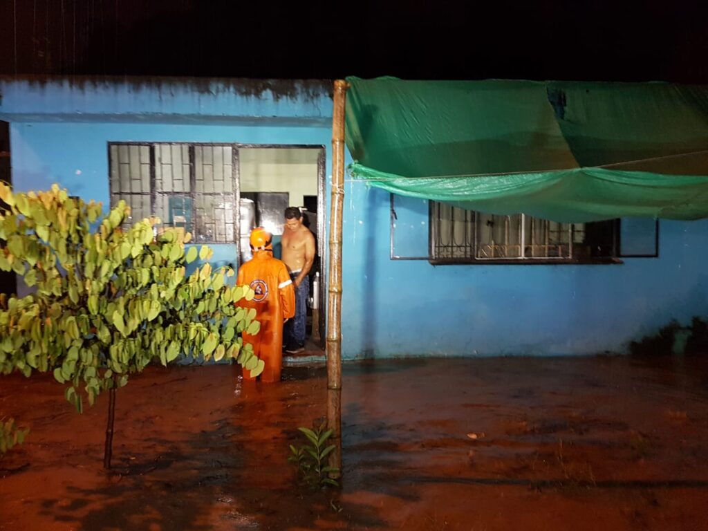 Río Ocoa causó emergencia en Villavicencio tras intenso aguacero 2