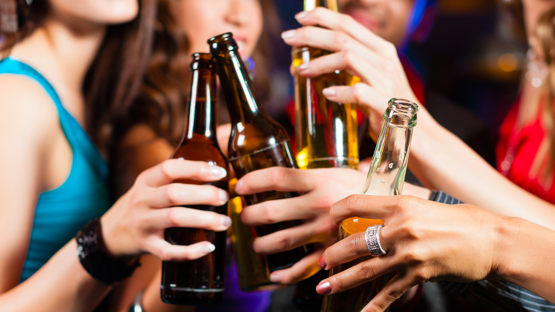 Menores de edad empiezan a consumir alcohol desde los 13 años 1