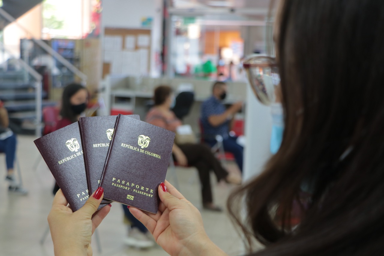 En los últimos tres meses aumentó la expedición de pasaportes 1