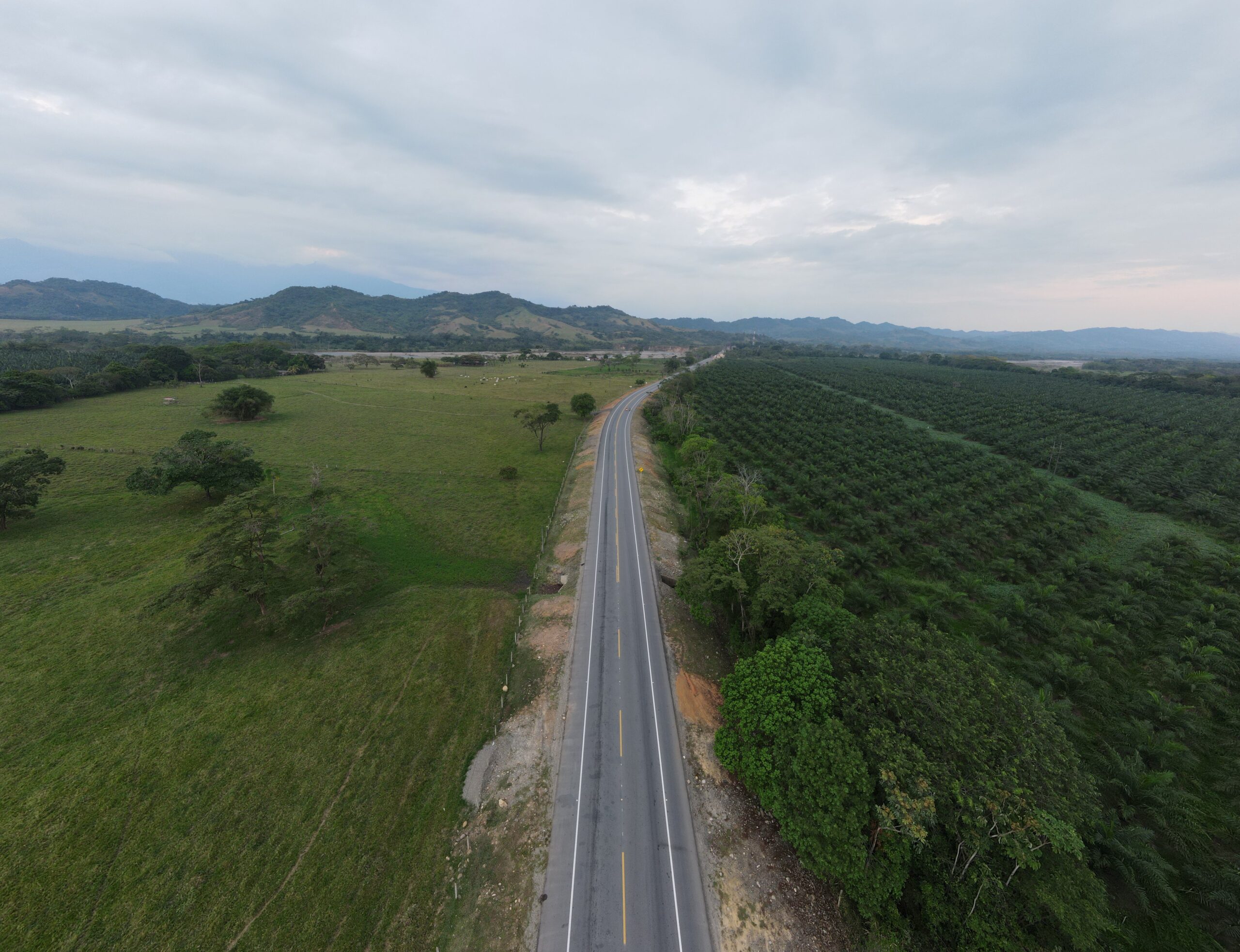 Entregaron 150 kilómetros de mejoramiento de vía entre Villavicencio-Yopal 1