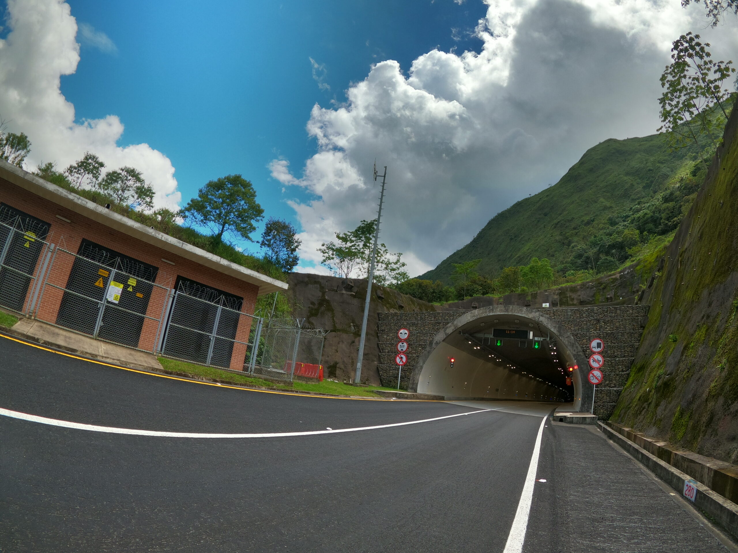 Túnel en la vía al Llano mejorará el paso de motociclistas hacía Villavicencio 1