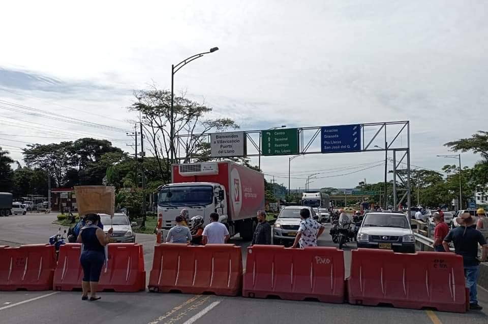 Protestas bloquearon importantes ejes viales en Villavicencio 1