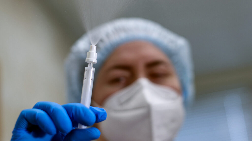 Continúa estudio de vacunas intranasales contra el Covid-19 en Villavicencio 1