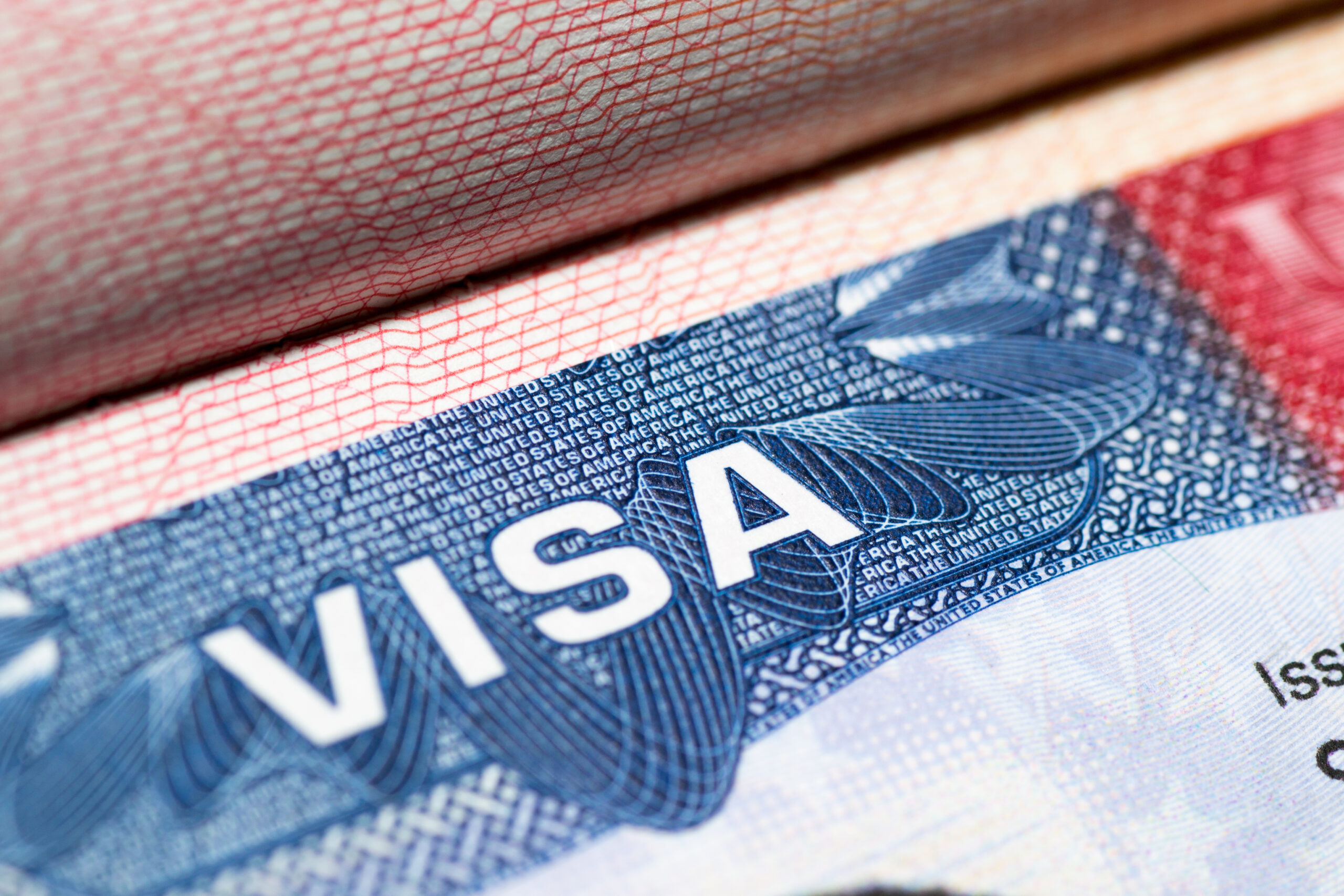 Aumenta a más de $800.000 la visa de turistas y estudiantes 1