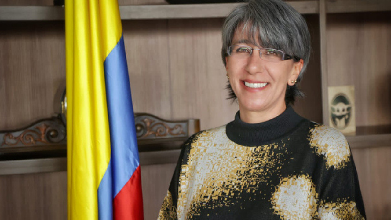 Mercedes Gómez se posesionó como nueva directora de Invías 1