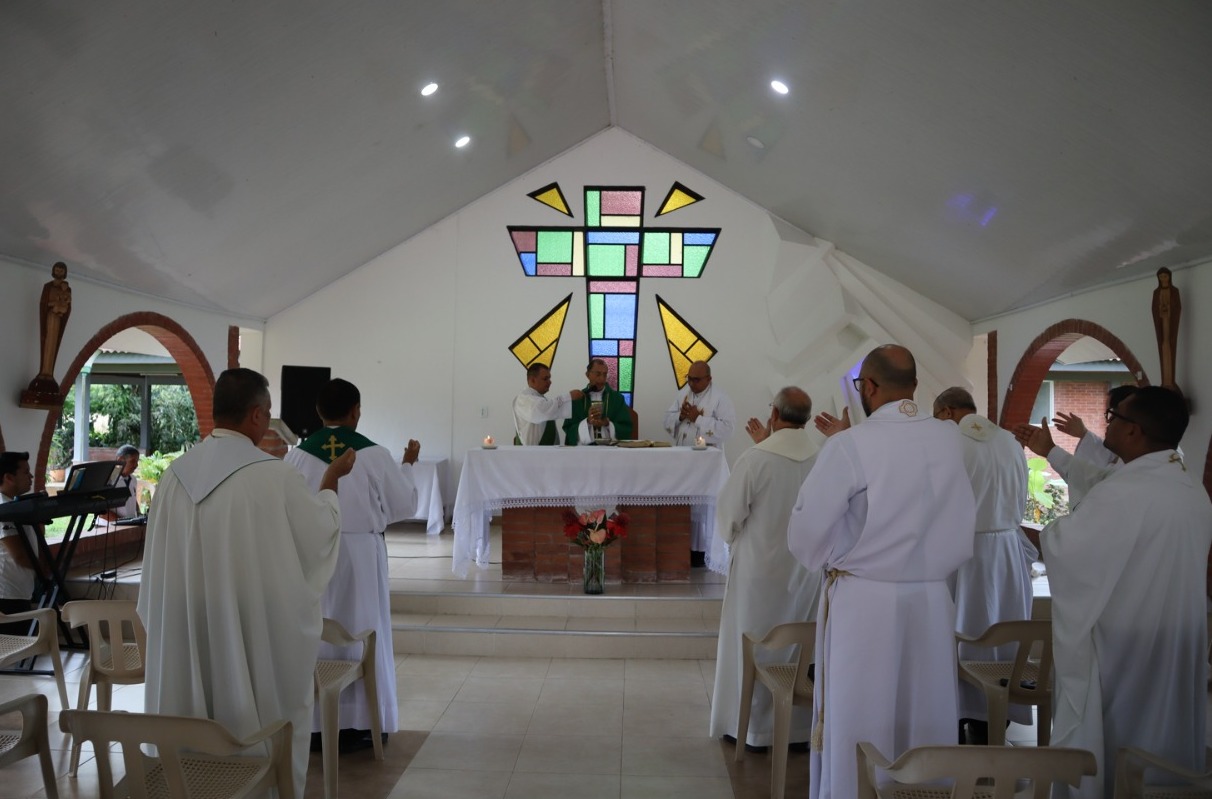 Obispos del Suroriente Colombiano se reúnen en Granada 1
