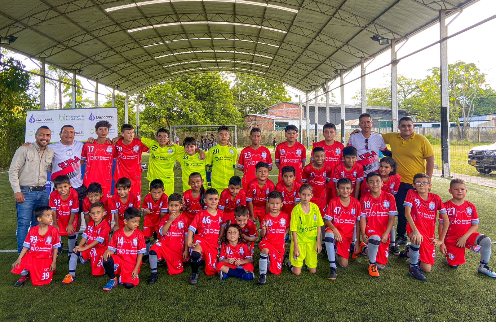 Más de 90 uniformes fueron donados a clubes deportivos de Villavicencio 1