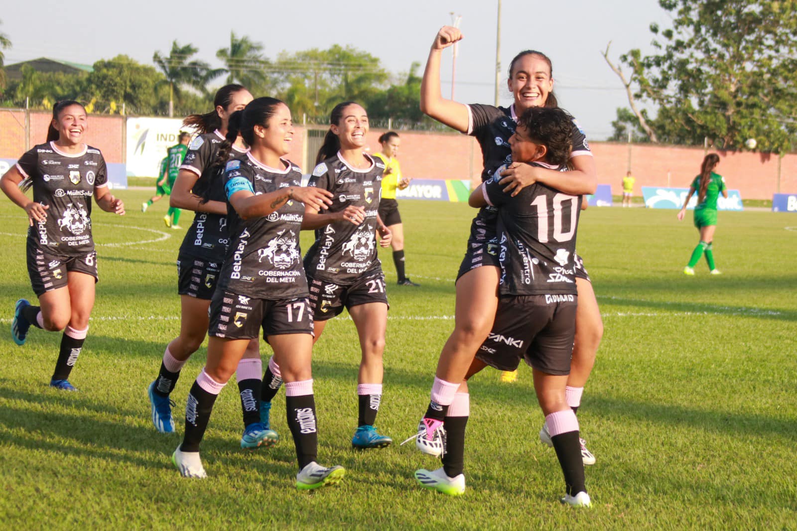 Doblete de Leidys Cobos le da la victoria a Llaneros en el inicio de la Liga Femenina 1