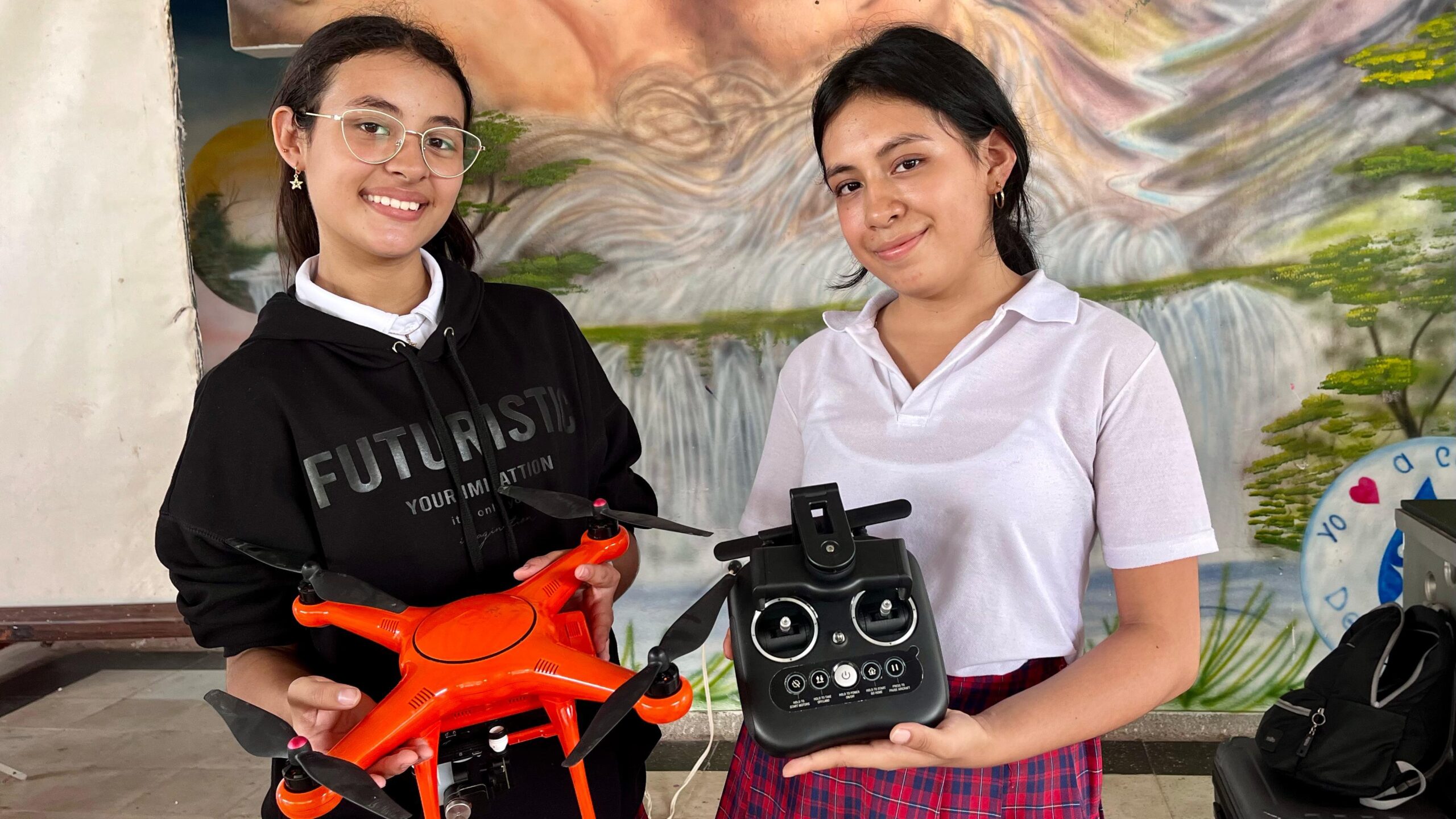 Más de 300 niñas de Cumaral exploran su potencial en innovación y tecnología 1