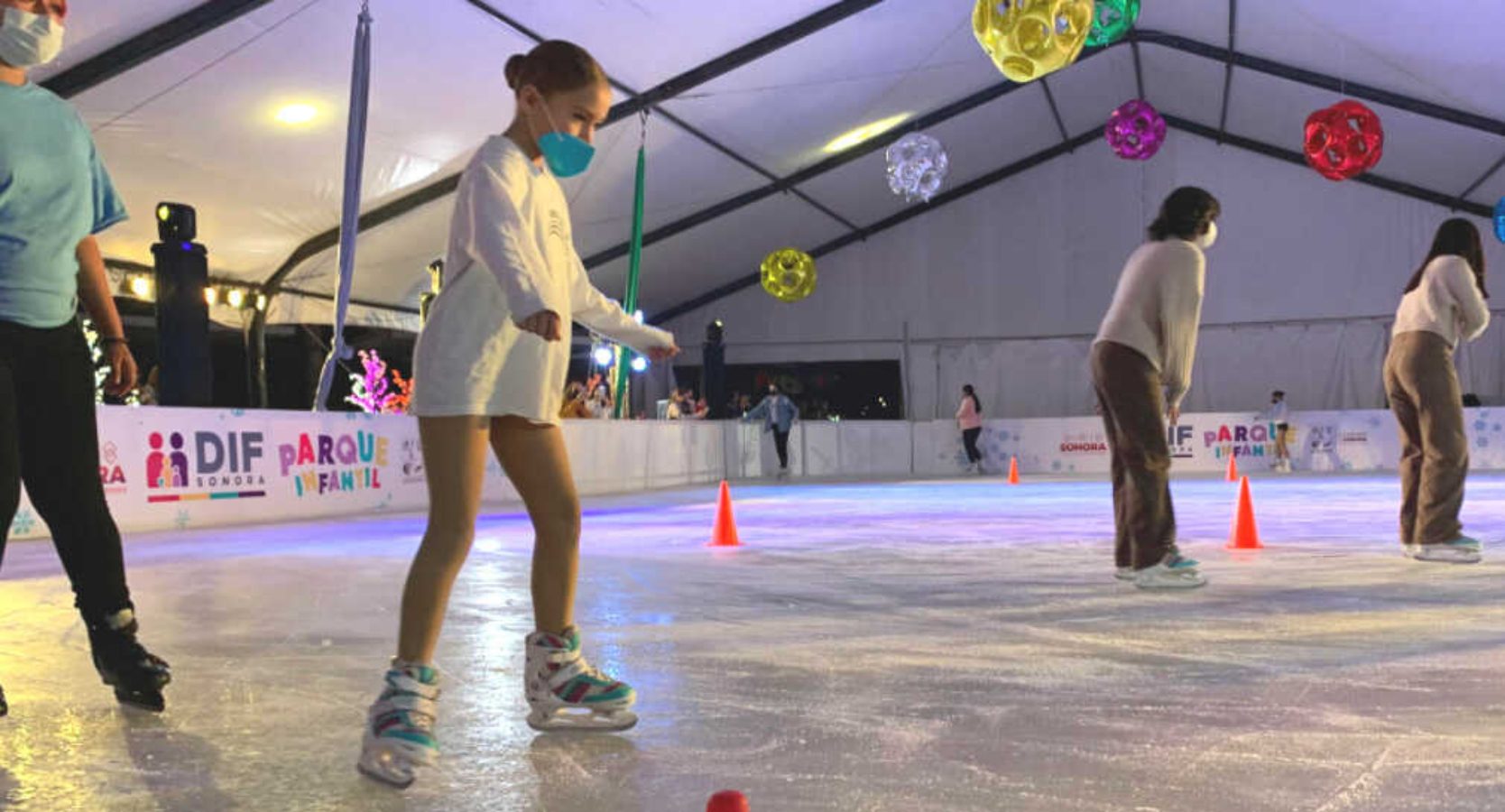 Niños disfrutarán gratis de la pista de hielo en el Parque Guayuriba 1