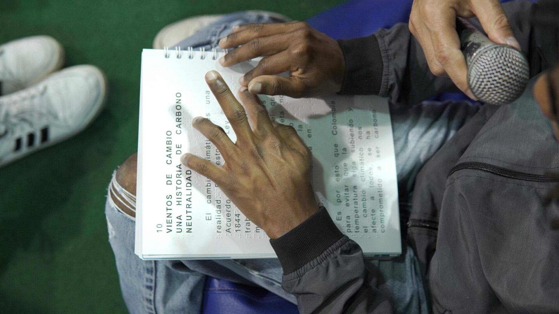 ‘Vientos de Cambio’, el primer libro climático en braille 1 ‘Vientos de Cambio’, el primer libro climático en braille 1