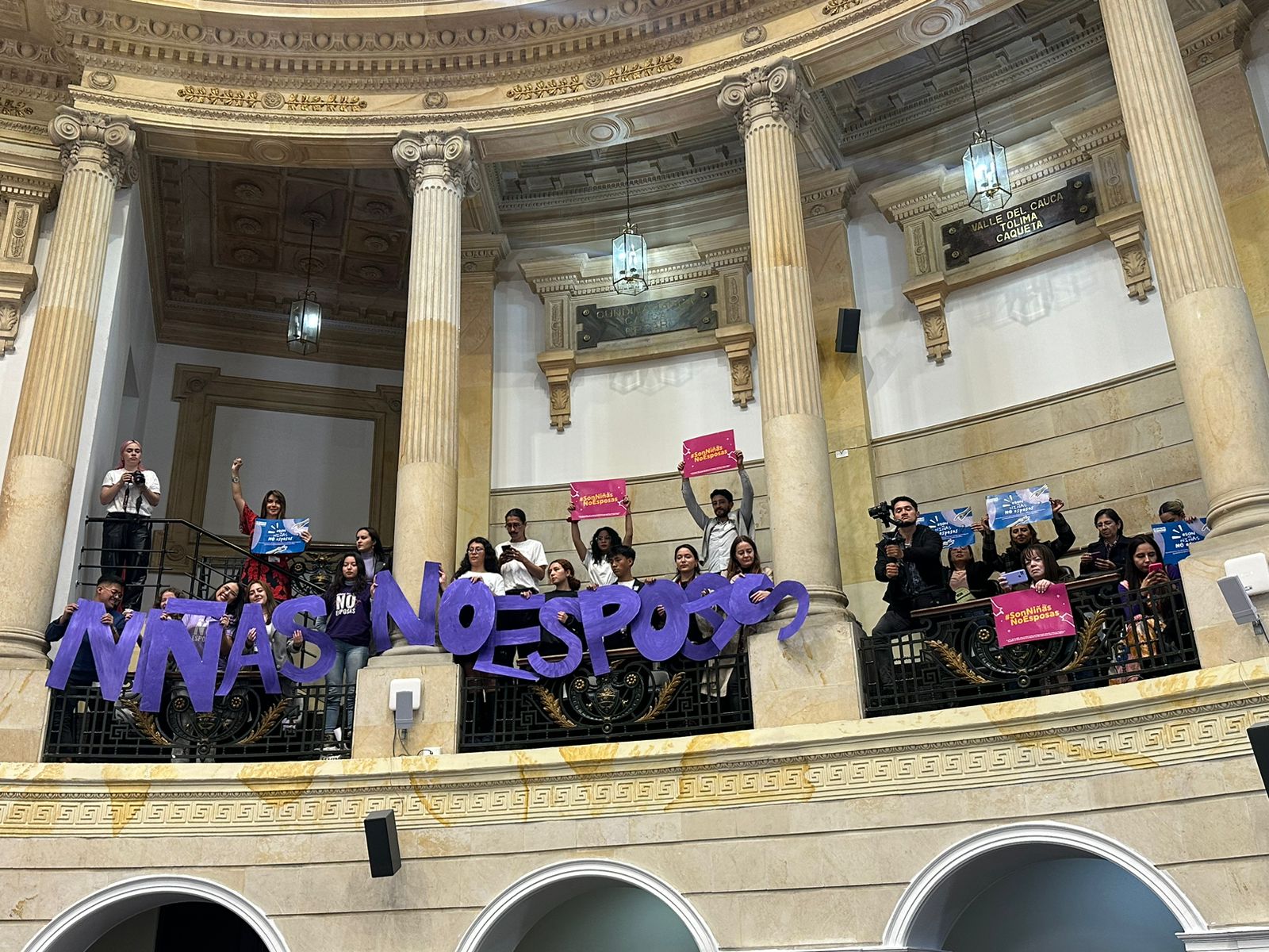 Congreso aprobó proyecto de ley que prohíbe el matrimonio infantil 1 Congreso aprobó proyecto de ley que prohíbe el matrimonio infantil 1