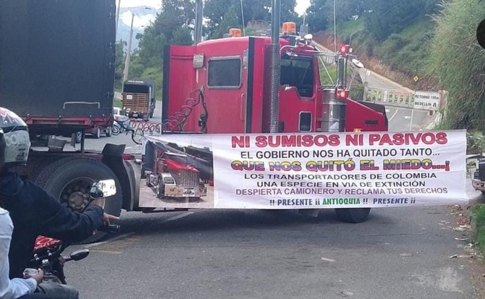 Paro camionero podría conjurarse con diálogos en asamblea 2