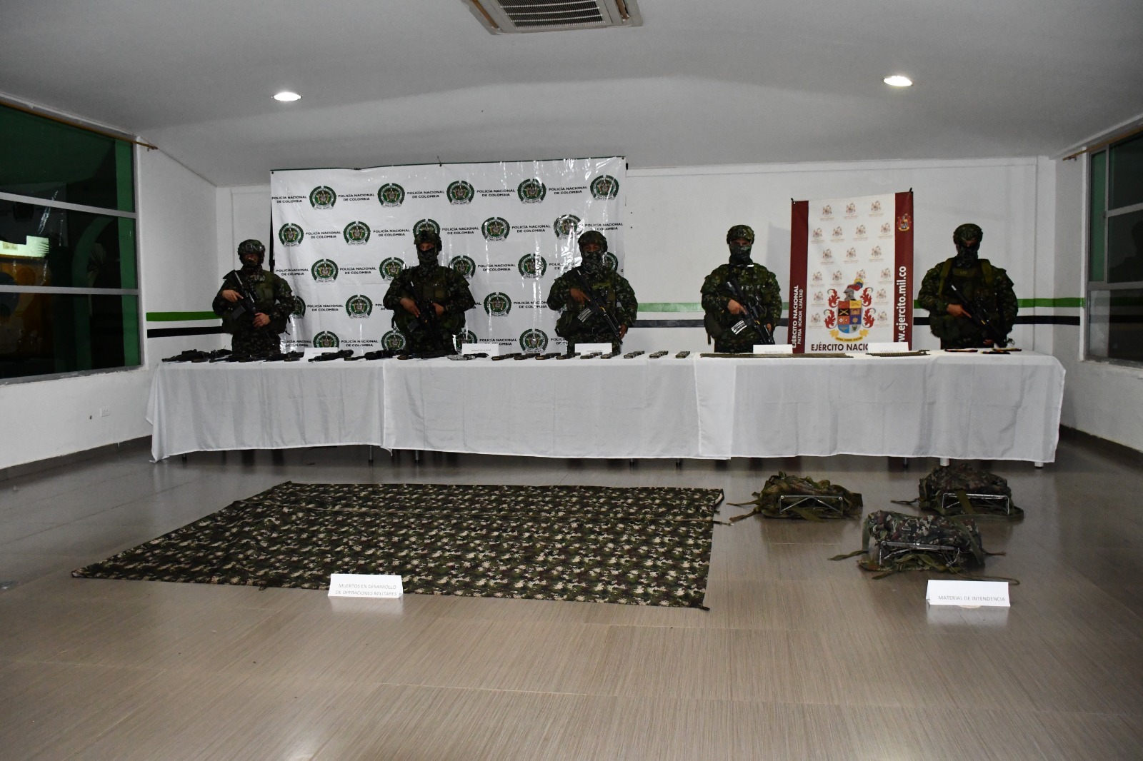 Neutralizan integrantes del Bloque Amazonas y recuperan seis menores reclutados en Guaviare 1 Neutralizan integrantes del Bloque Amazonas y recuperan seis menores reclutados en Guaviare 1