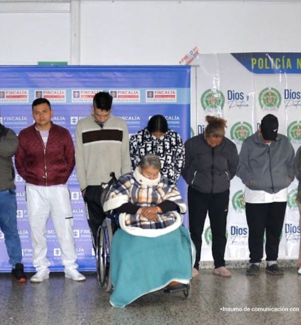 Abuelita de 71 años sacaba cocaína de Vista Hermosa y la vendía en Bogotá 1 Abuelita de 71 años sacaba cocaína de Vista Hermosa y la vendía en Bogotá 1