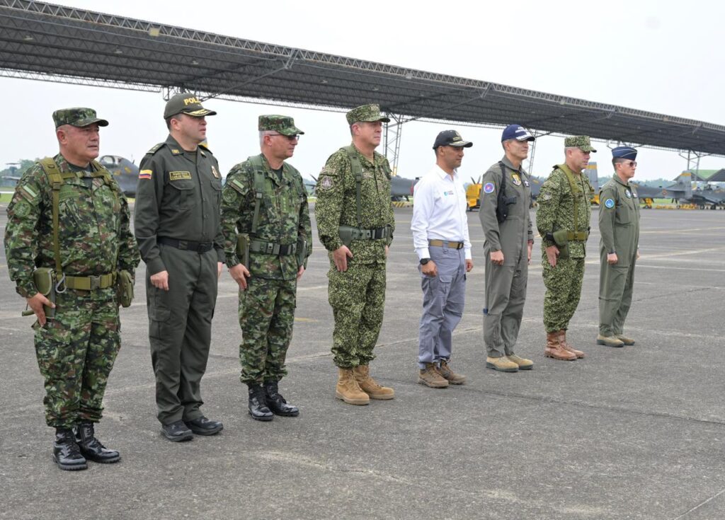 Ministro de Defensa anunció refuerzo militar contra grupos armados en Meta y Guaviare 2 Ministro de Defensa anunció refuerzo militar contra grupos armados en Meta y Guaviare 2