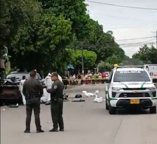 Al menos tres muertos en Granada, por camioneta que arrolló varias motos en zona rosa 1 Al menos tres muertos en Granada, por camioneta que arrolló varias motos en zona rosa 1