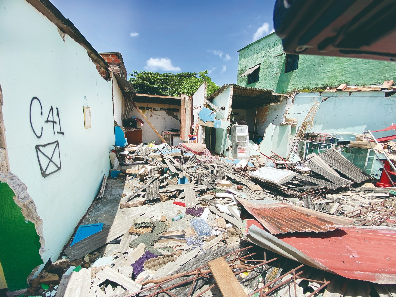 Entre ruinas y oración, Paratebueno se levanta tras el terremoto del 8 de junio 1 Entre ruinas y oración, Paratebueno se levanta tras el terremoto del 8 de junio 1