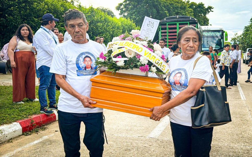 Tras 18 años de espera, familias de Casanare reciben cuerpos de víctimas de ejecuciones extrajudiciales 1 Tras 18 años de espera, familias de Casanare reciben cuerpos de víctimas de ejecuciones extrajudiciales 1