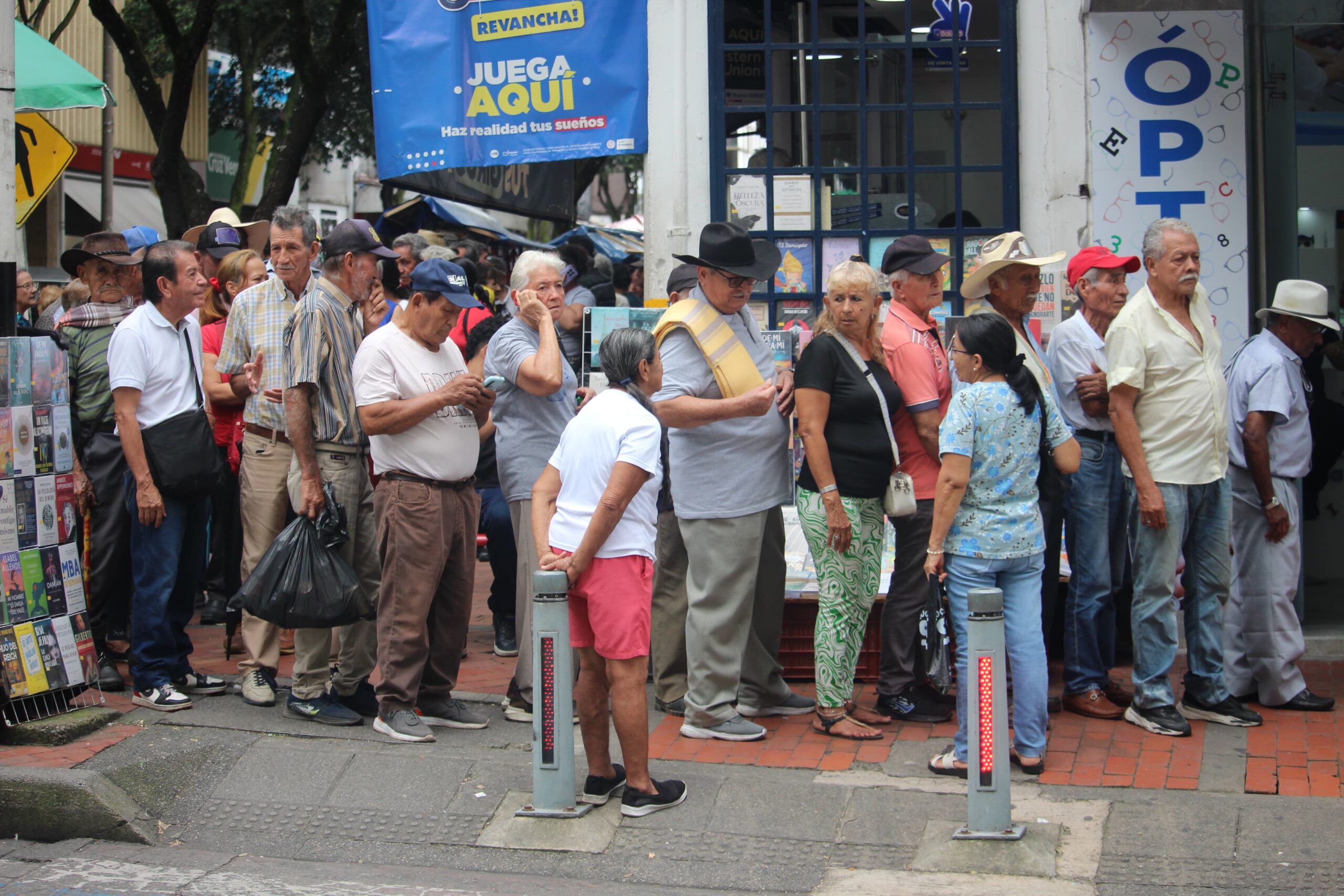Comenzó el sexto ciclo de pagos de Colombia Mayor. En Meta son 33.823 beneficiados 2 Comenzó el sexto ciclo de pagos de Colombia Mayor. En Meta son 33.823 beneficiados 2