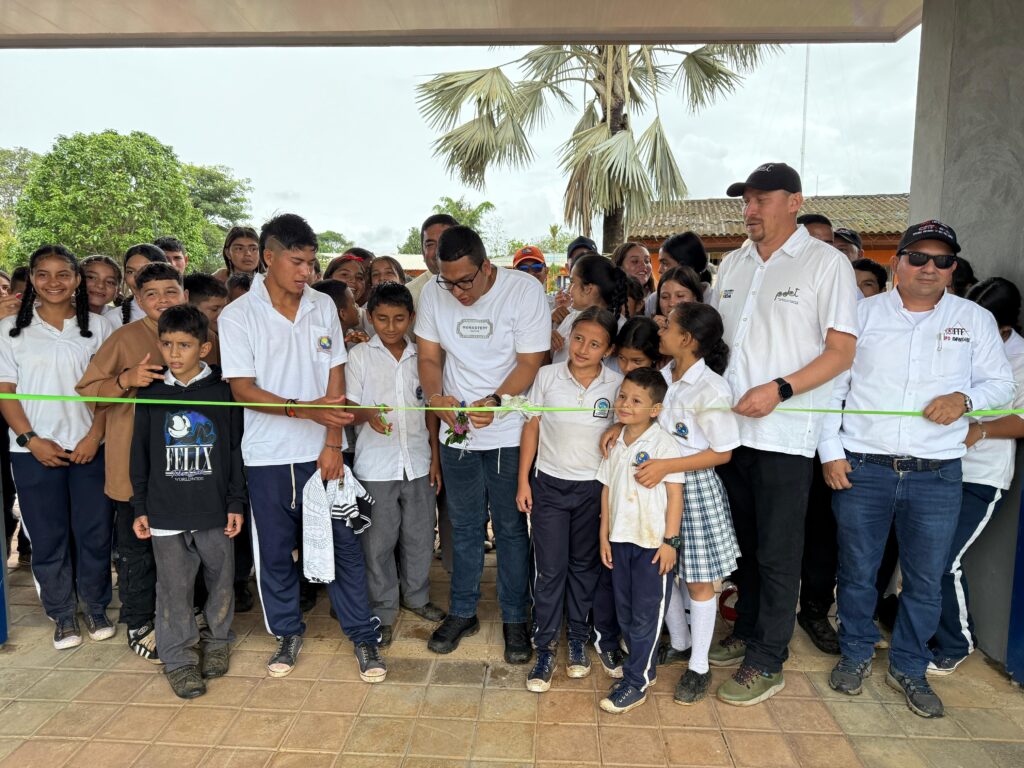 Más de 250 estudiantes beneficiados con mejor infraestructura educativa en Guaviare