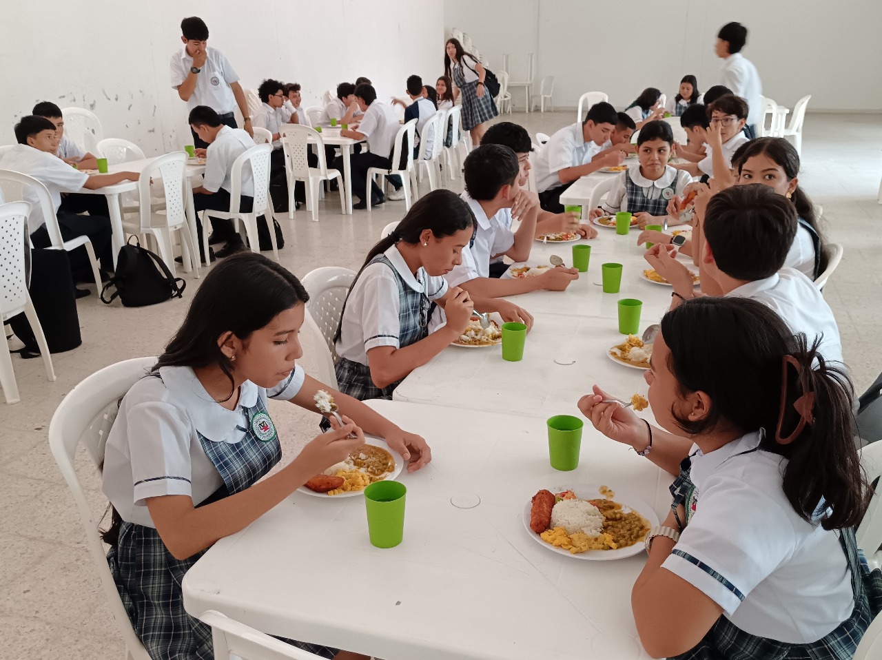 Funcionarios del PAE viajan a Sao Paulo para compartir estrategias sostenibles en la nutrición escolar 1 Funcionarios del PAE viajan a Sao Paulo para compartir estrategias sostenibles en la nutrición escolar 1