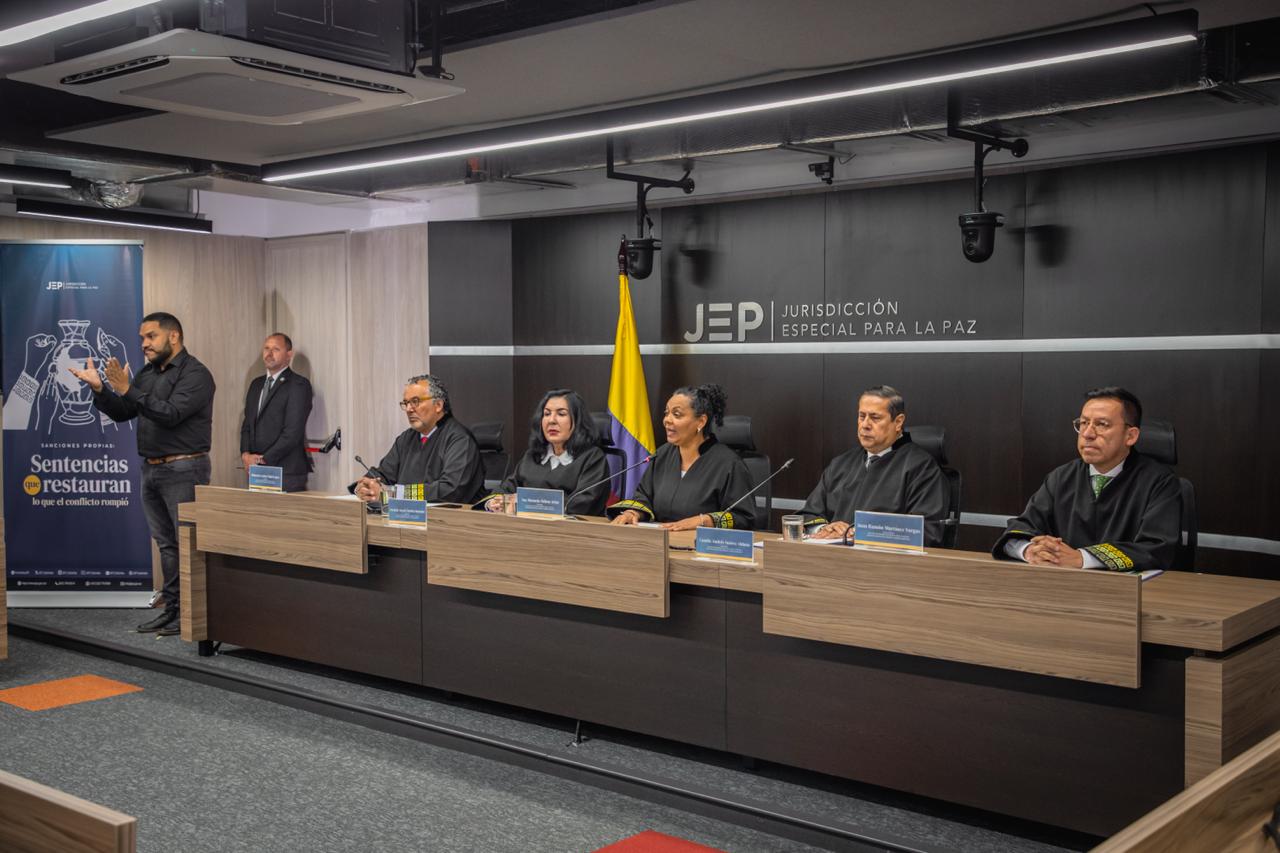 JEP sentencia a 'Timochenko', 'Pablo Catatumbo' y otros exjefes de Farc-EP por secuestros 1 JEP sentencia a 'Timochenko', 'Pablo Catatumbo' y otros exjefes de Farc-EP por secuestros 1