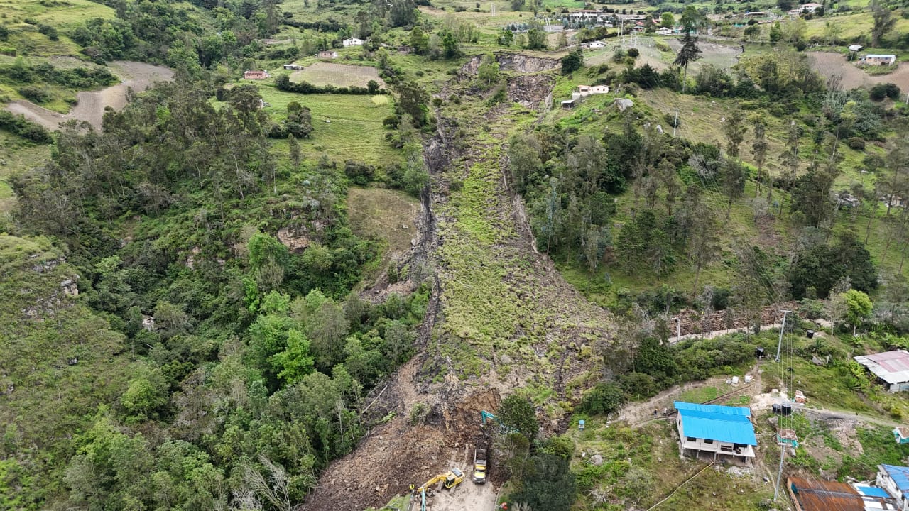 Vía al Llano, corredor vital otra vez al borde del colapso 2