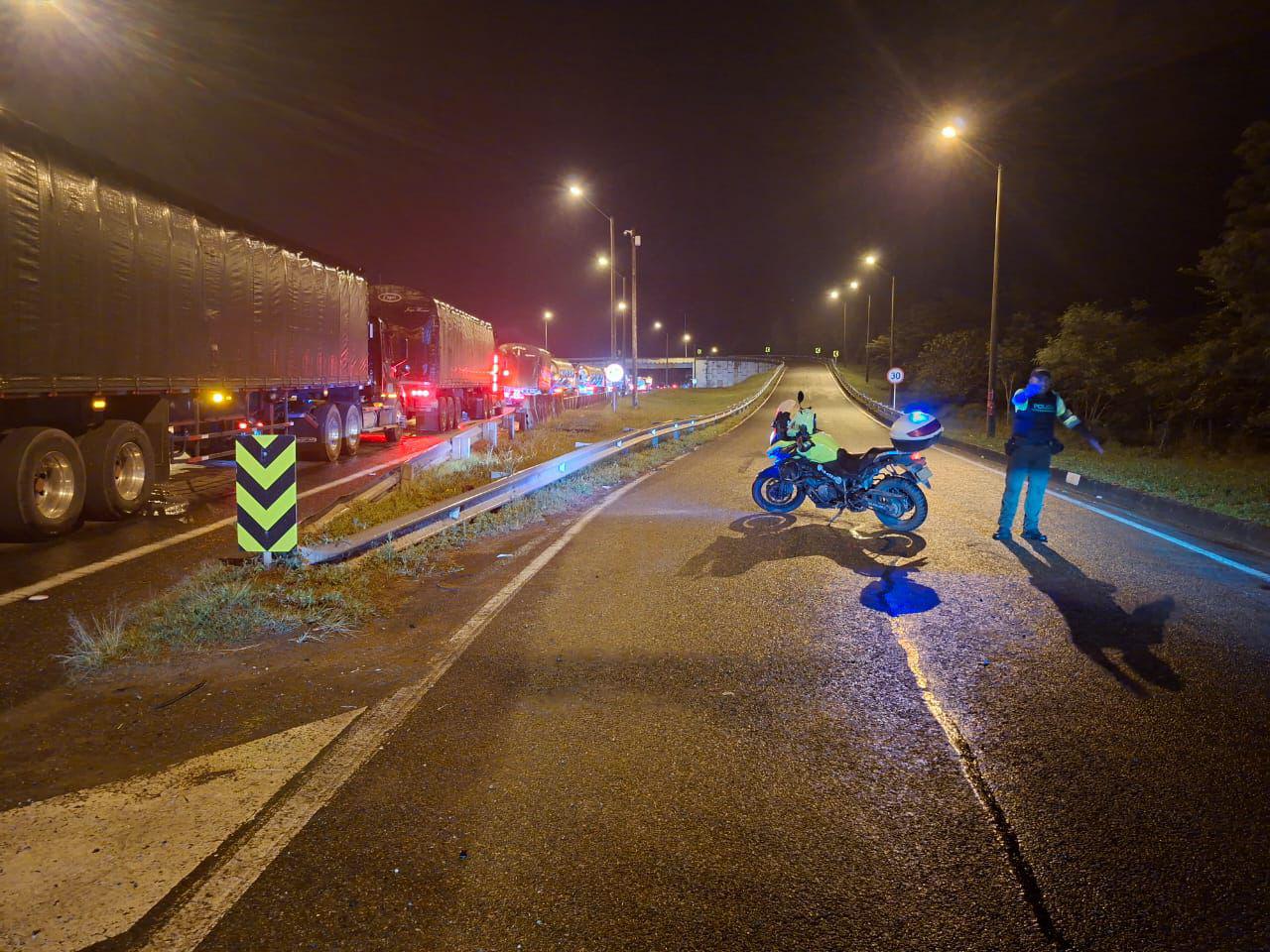 Tras bloqueos, transportadores y autoridades acuerdan Plan Piloto en la vía al Llano 1 Tras bloqueos, transportadores y autoridades acuerdan Plan Piloto en la vía al Llano 1
