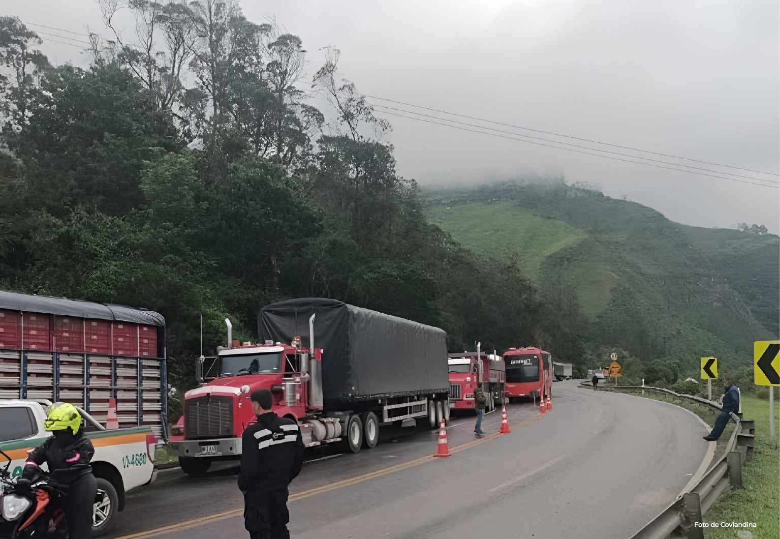 Procuraduría exige claridad sobre plan para reapertura de la Vía al Llano 1 Procuraduría exige claridad sobre plan para reapertura de la Vía al Llano 1