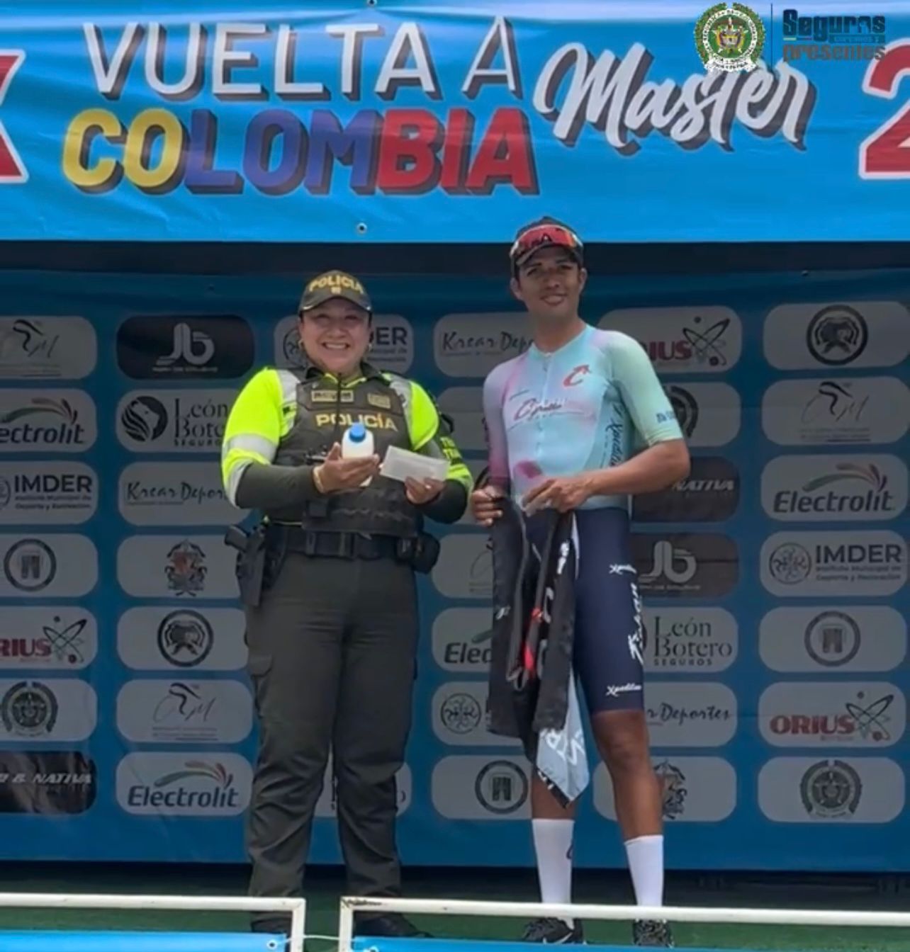 Así transcurrió la tercera etapa de la Vuelta a Colombia Senior Master en Acacías 2 Así transcurrió la tercera etapa de la Vuelta a Colombia Senior Master en Acacías 2