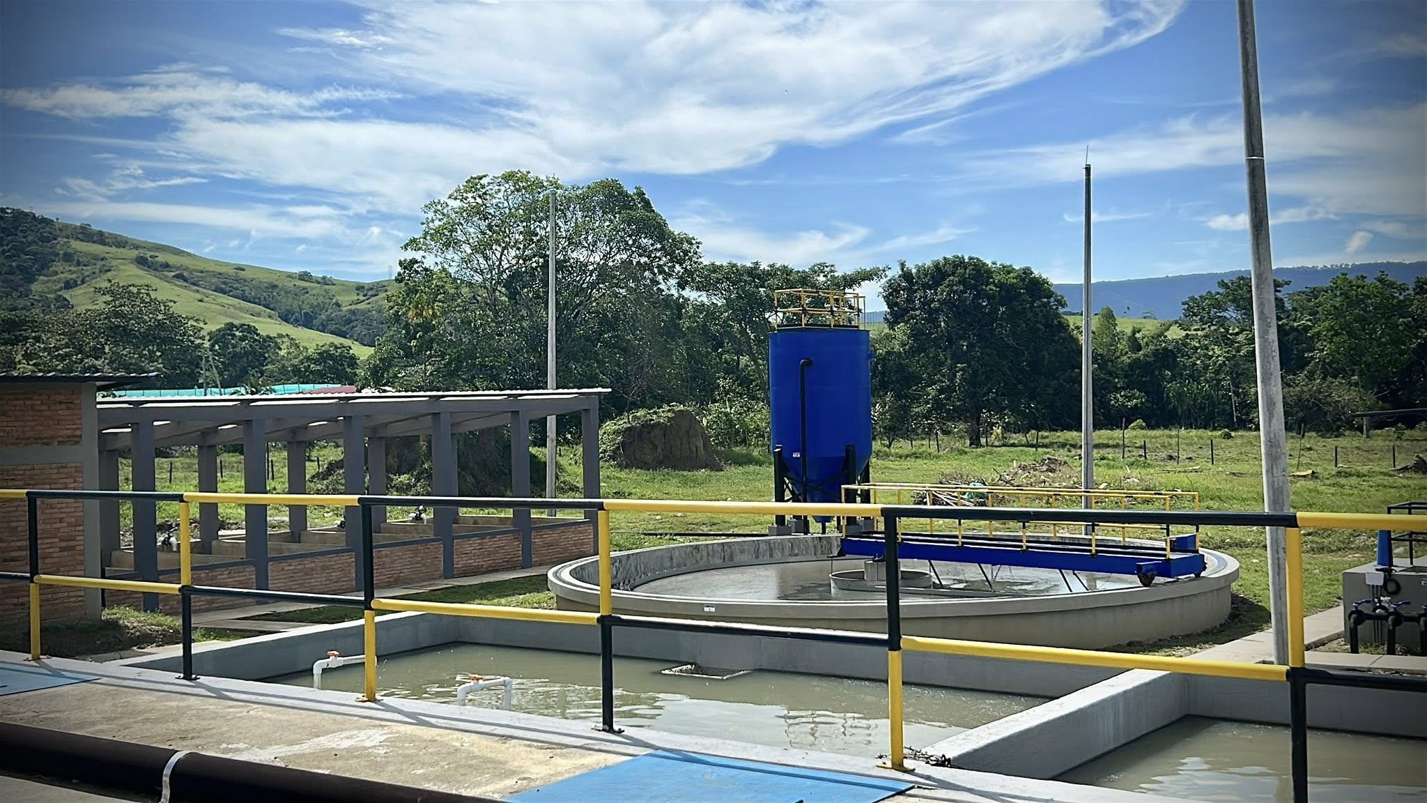 Denuncian presuntas irregularidades en EDESA: señalan a exgobernador y exgerentes 1 Denuncian presuntas irregularidades en EDESA: señalan a exgobernador y exgerentes 1