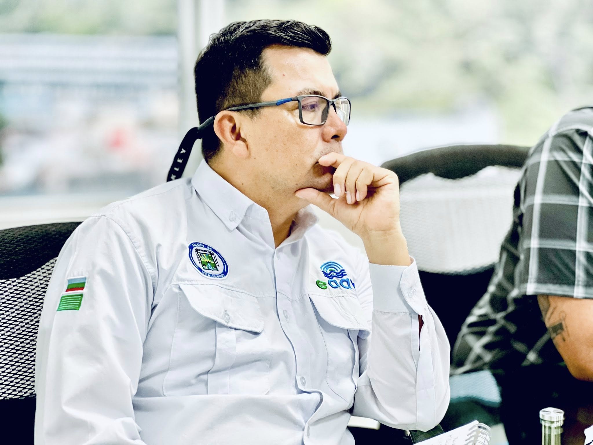 'Asumí las equivocaciones que pude tener en el cargo': Renuncia gerente de la EAAV tras crisis de agua en Villavicencio 1 'Asumí las equivocaciones que pude tener en el cargo': Renuncia gerente de la EAAV tras crisis de agua en Villavicencio 1