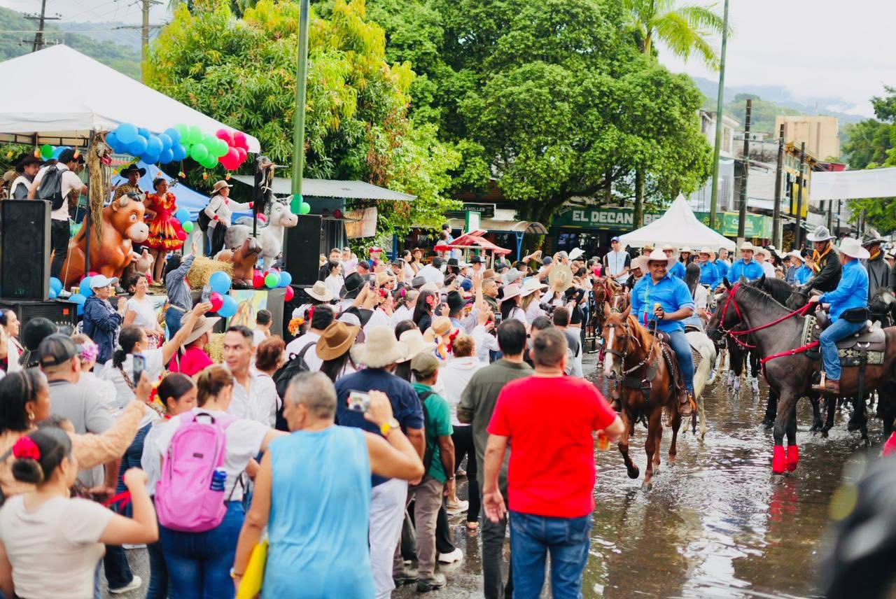 "Balance positivo, aunque con algunos lunares", Germán Ayala, secretario de Gobierno sobre la cabalgata 1 "Balance positivo, aunque con algunos lunares", Germán Ayala, secretario de Gobierno sobre la cabalgata 1
