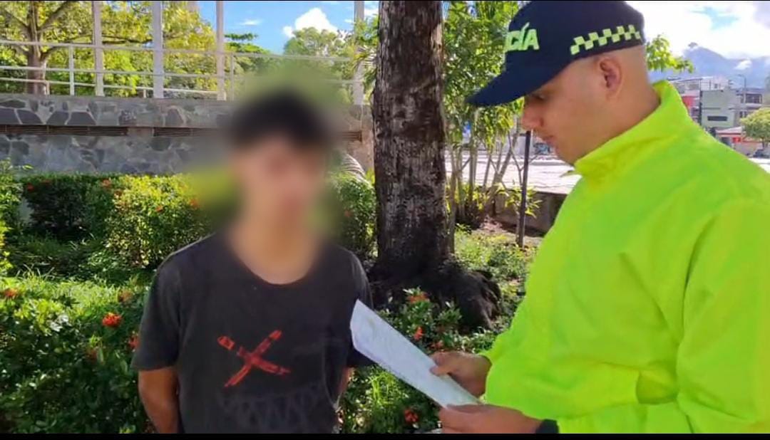 Autoridades esclarecen presunto feminicidio y desarticulan red criminal de “Los Mojorros” en el Meta 2 Autoridades esclarecen presunto feminicidio y desarticulan red criminal de “Los Mojorros” en el Meta 2